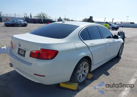 2013 BMW 528I из США, поврежденный, VIN WBAXG5C57DDY30615